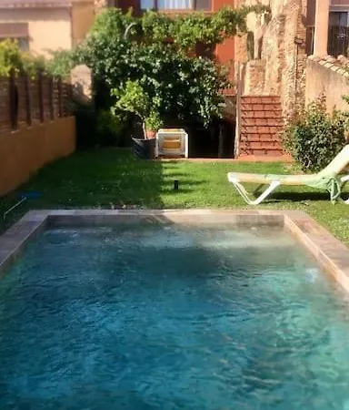 Casa Con Piscina En Vulpellac, Baix Emporda Tatil Evi
