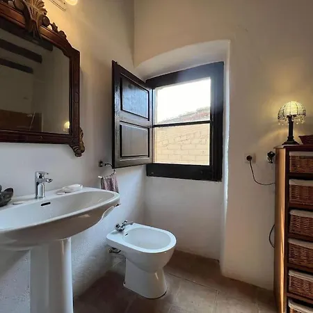 Casa Con Piscina En Vulpellac, Baix Emporda * Vulpellac