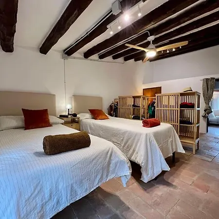 Casa Con Piscina En Vulpellac, Baix Emporda Tatil Evi *